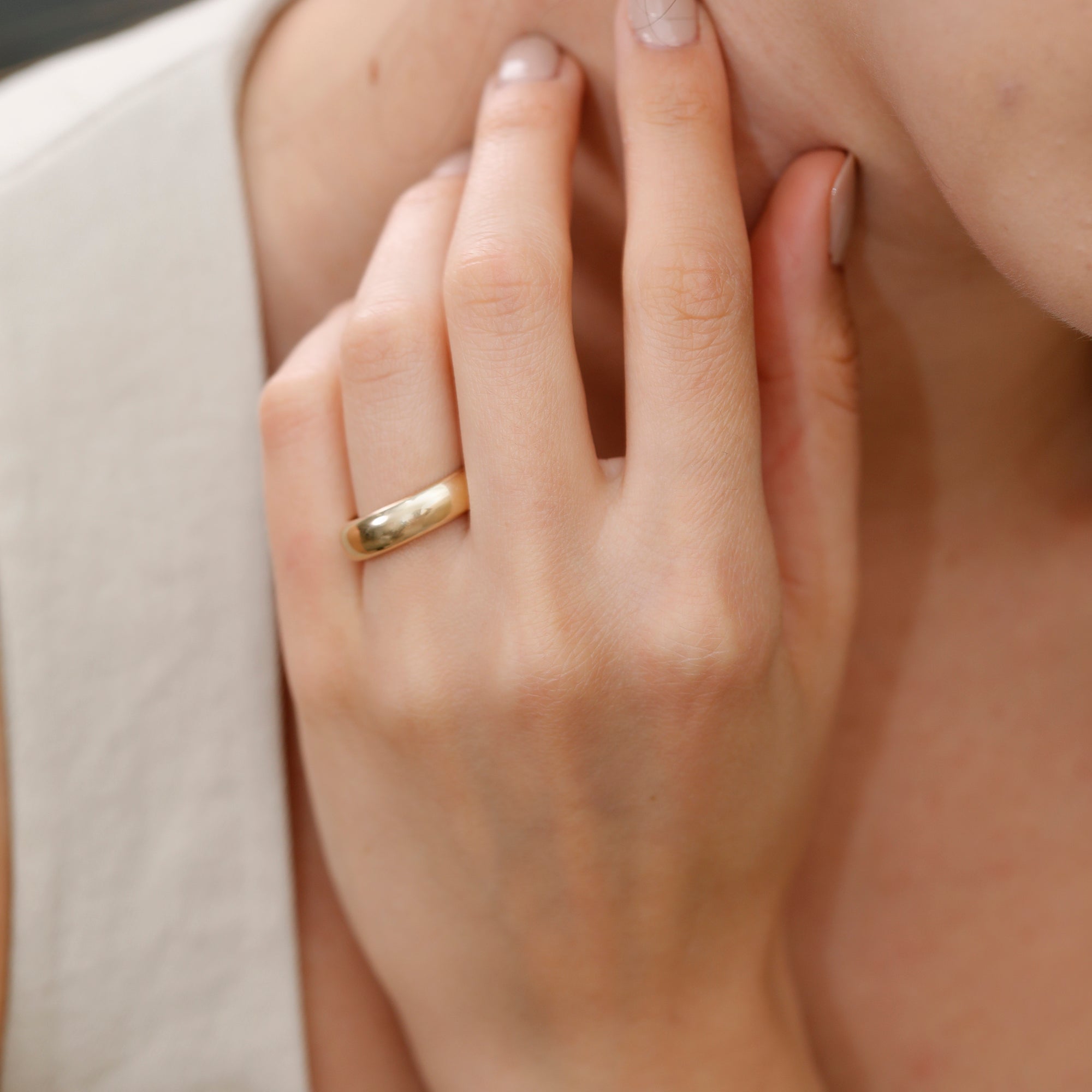 Sculpted Peak Ring