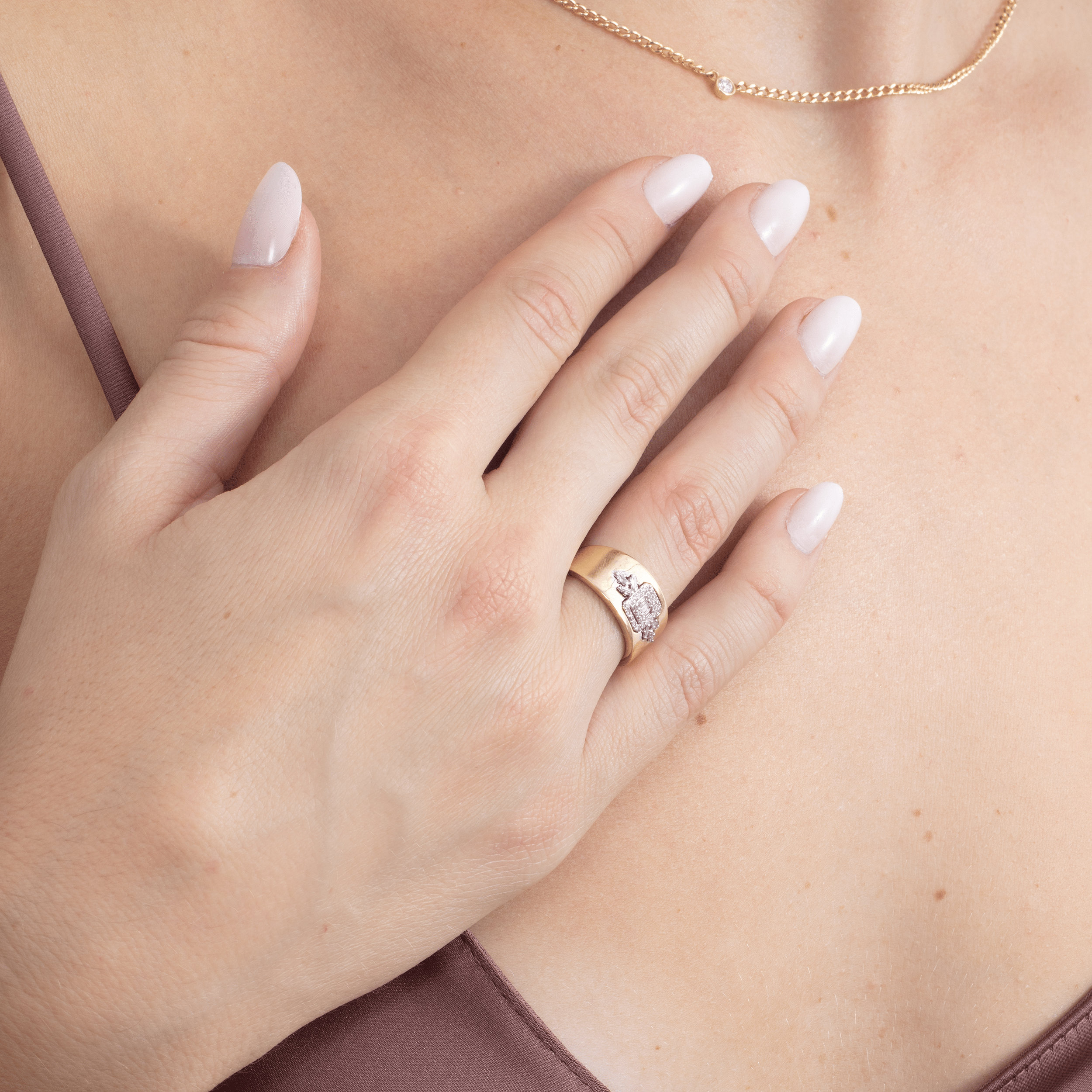 Sophistique Baguette Ring
