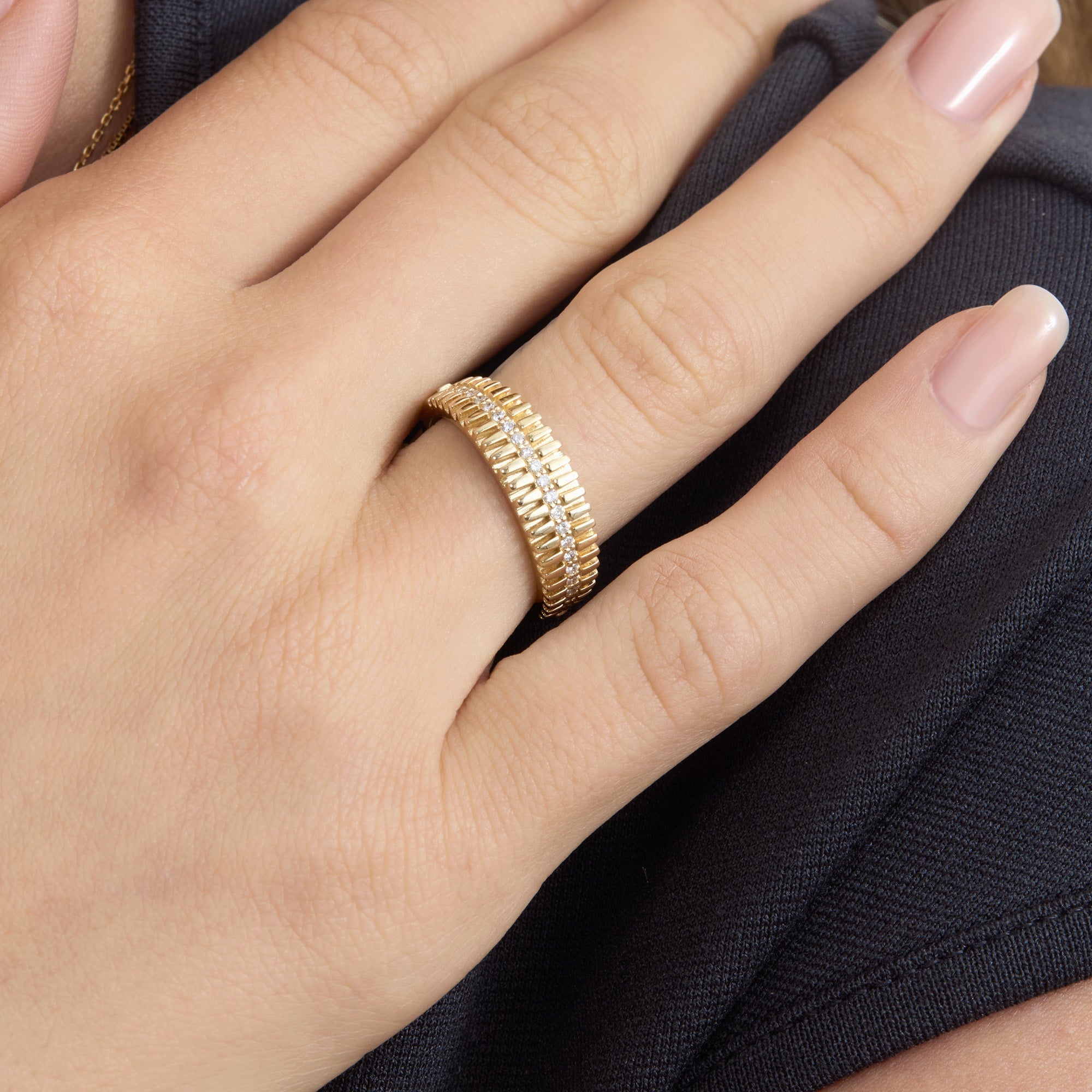 Glimmering Deco Charm Ring