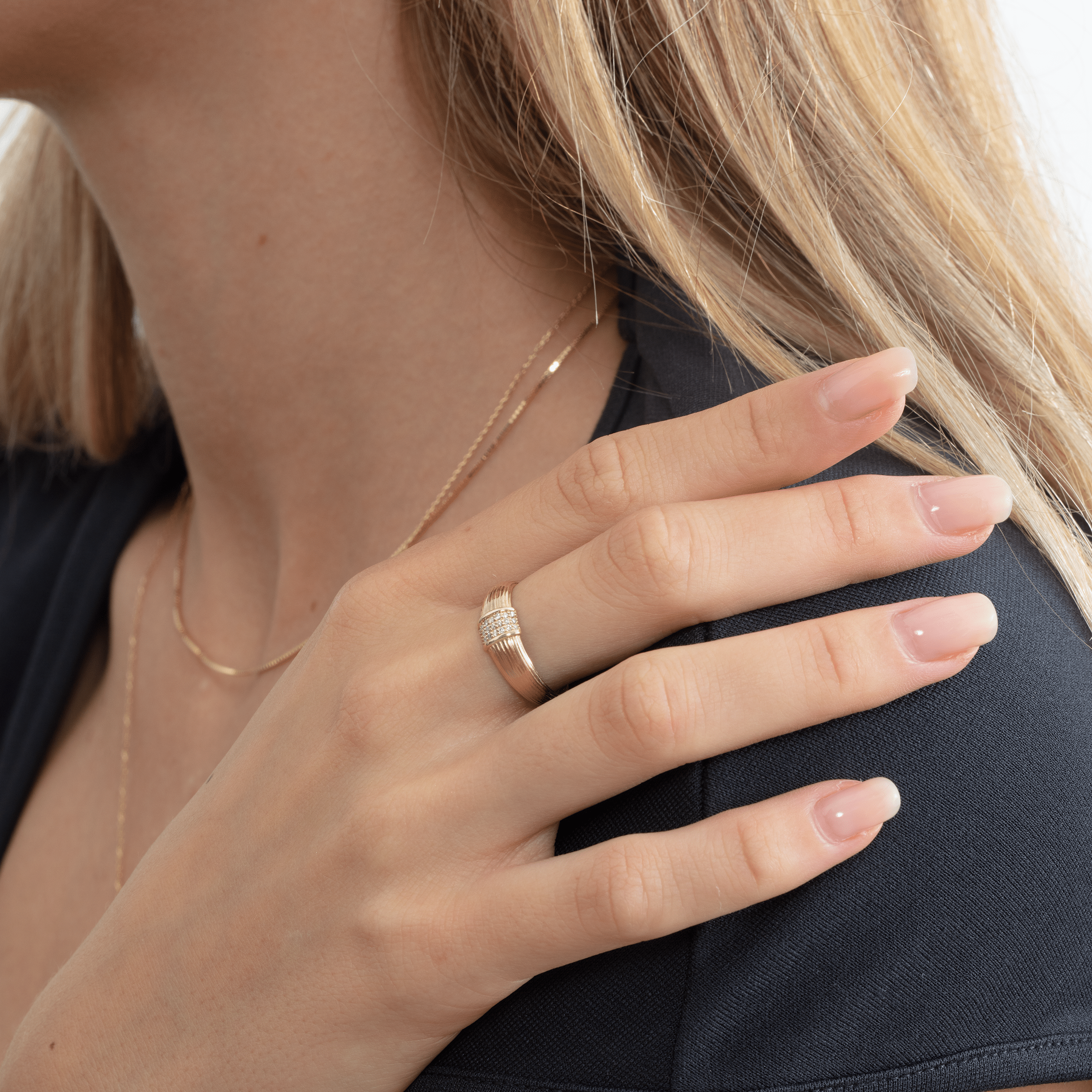 Retro Diamond Bar Ring