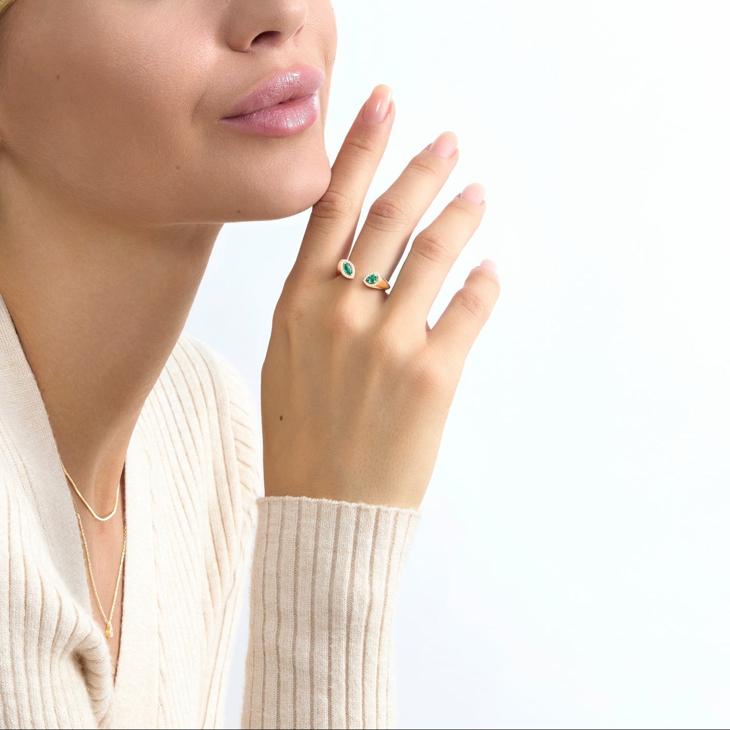 Glowing Emerald Open Ring