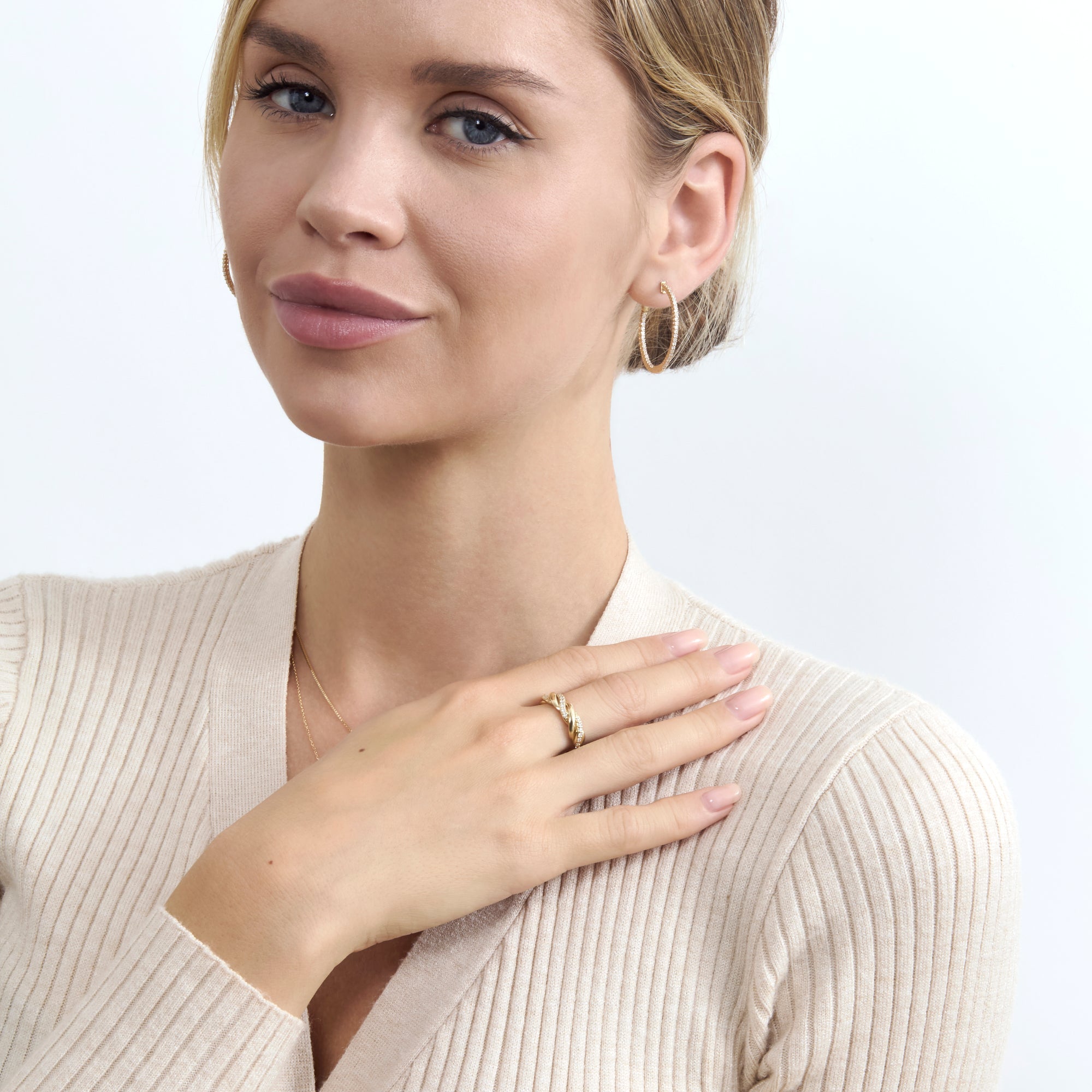 Modern Twist Solitaire Ring