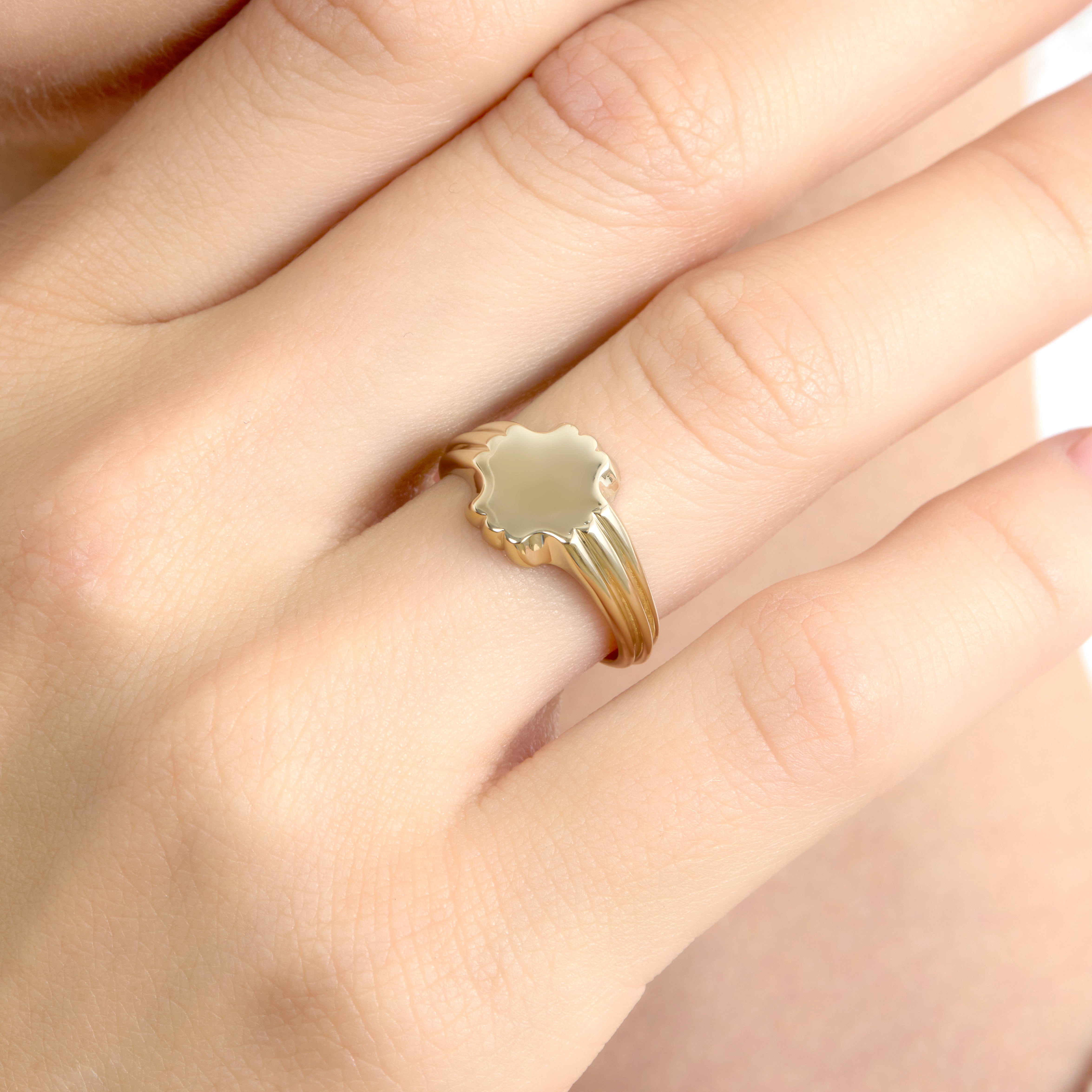 Clover Emblem Ring