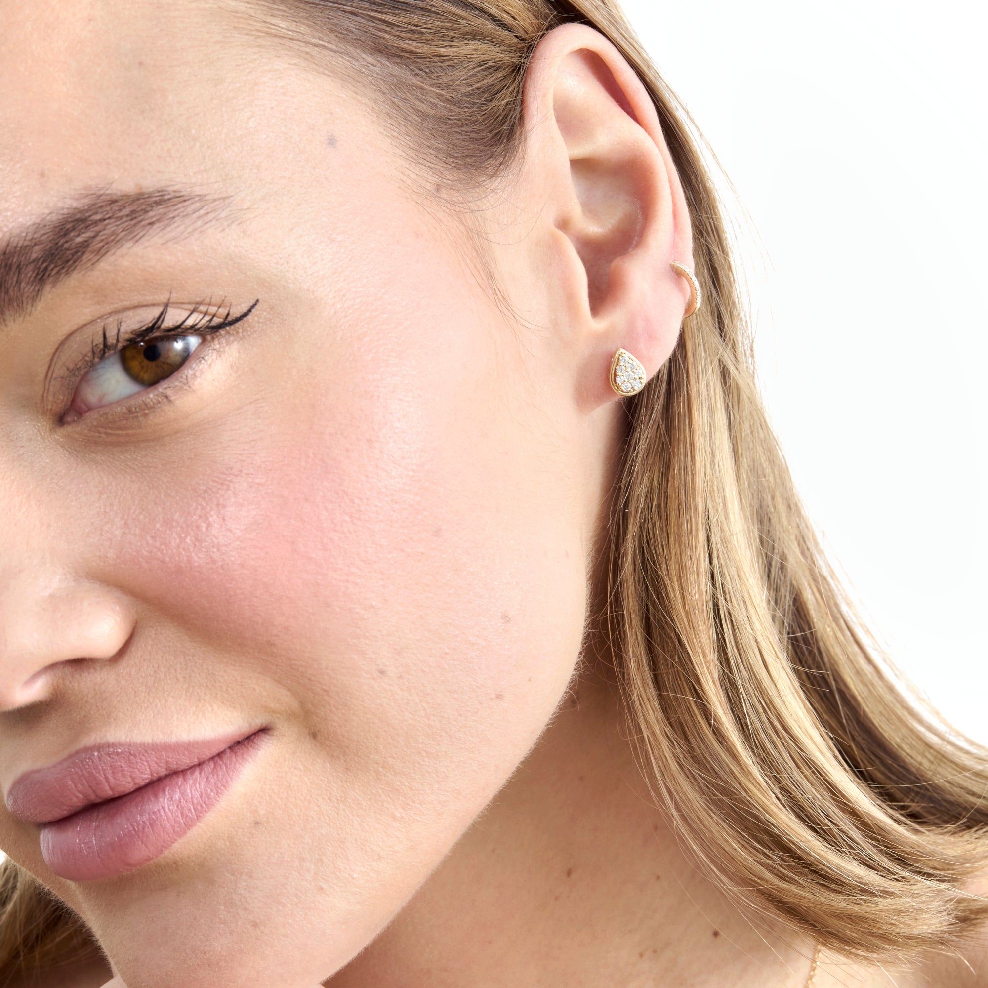 Opaline Teardrops earrings