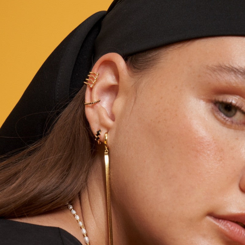 Black Vera Minimalist Ear Cuff - Jewel Edition