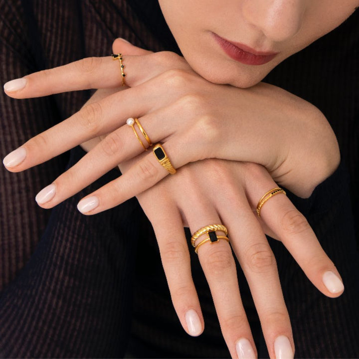 Black Nayat: A Ring of Enigmatic Charm - Jewel Edition