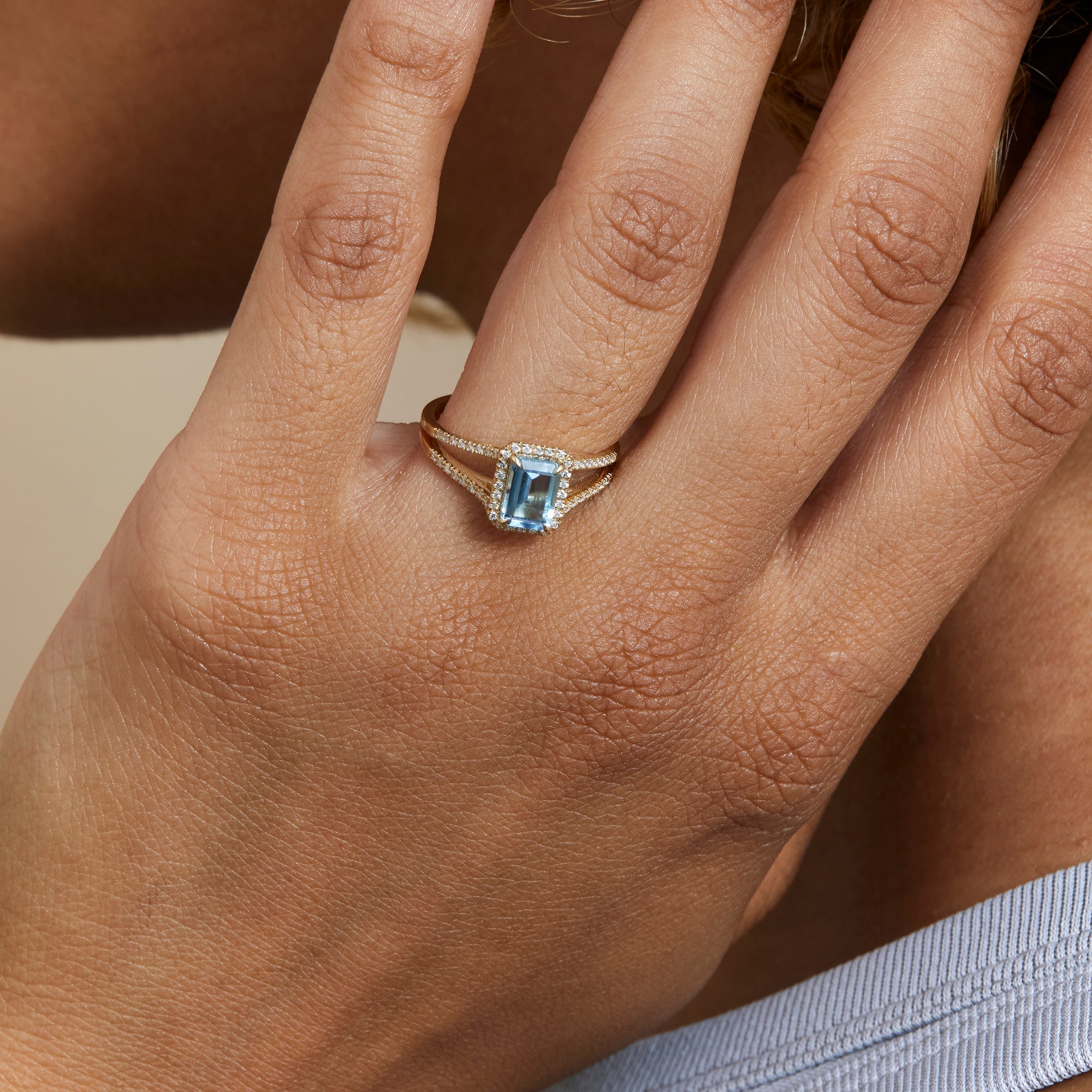 Diamond Blue Topaz Sparkle Ring