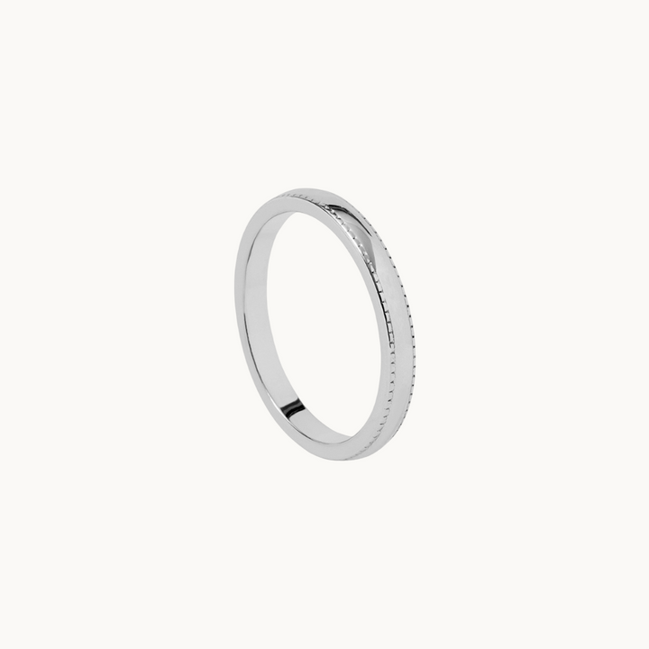 Benzy Brilliance: A Ring of Distinction - Jewel Edition