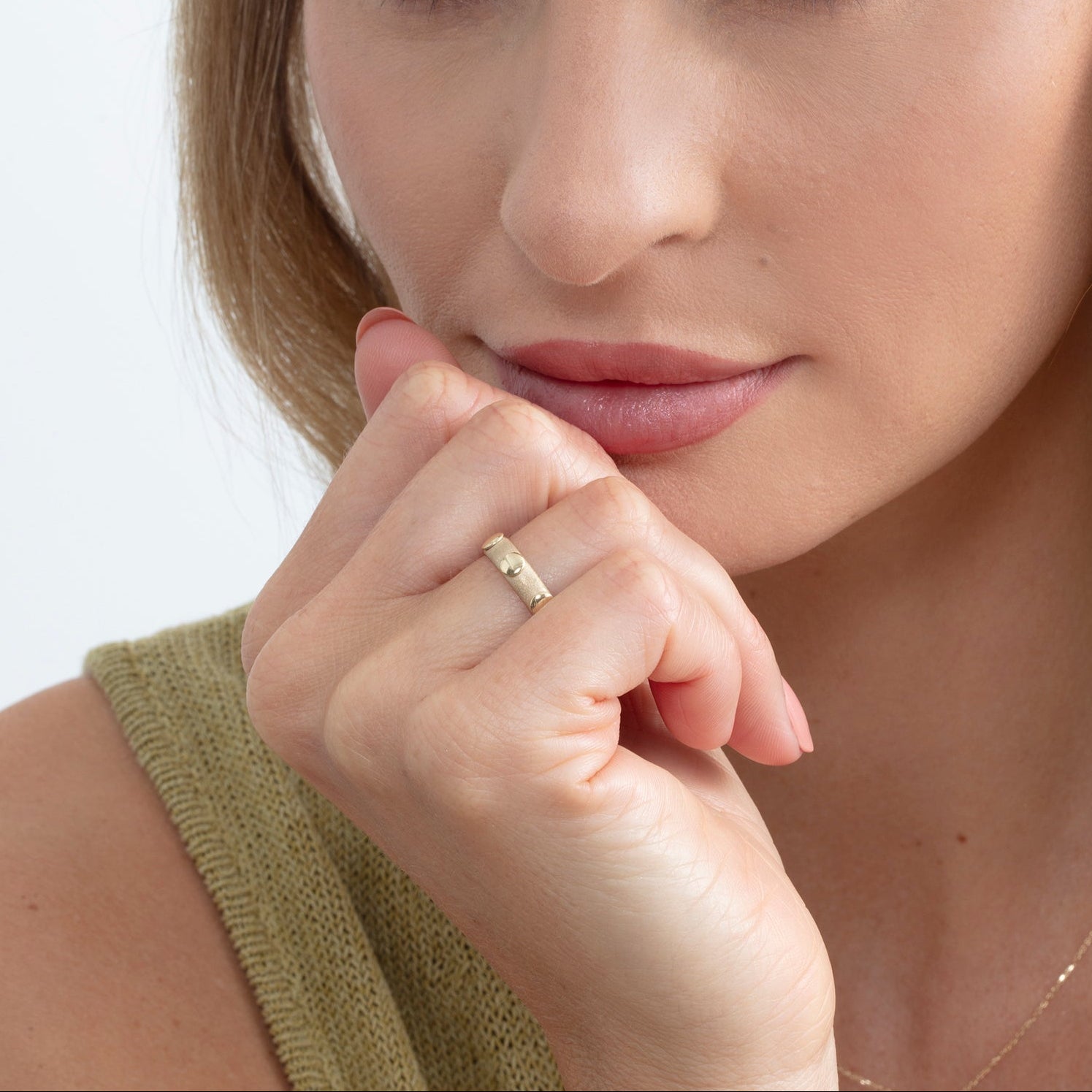 Cosmic Circle Ring