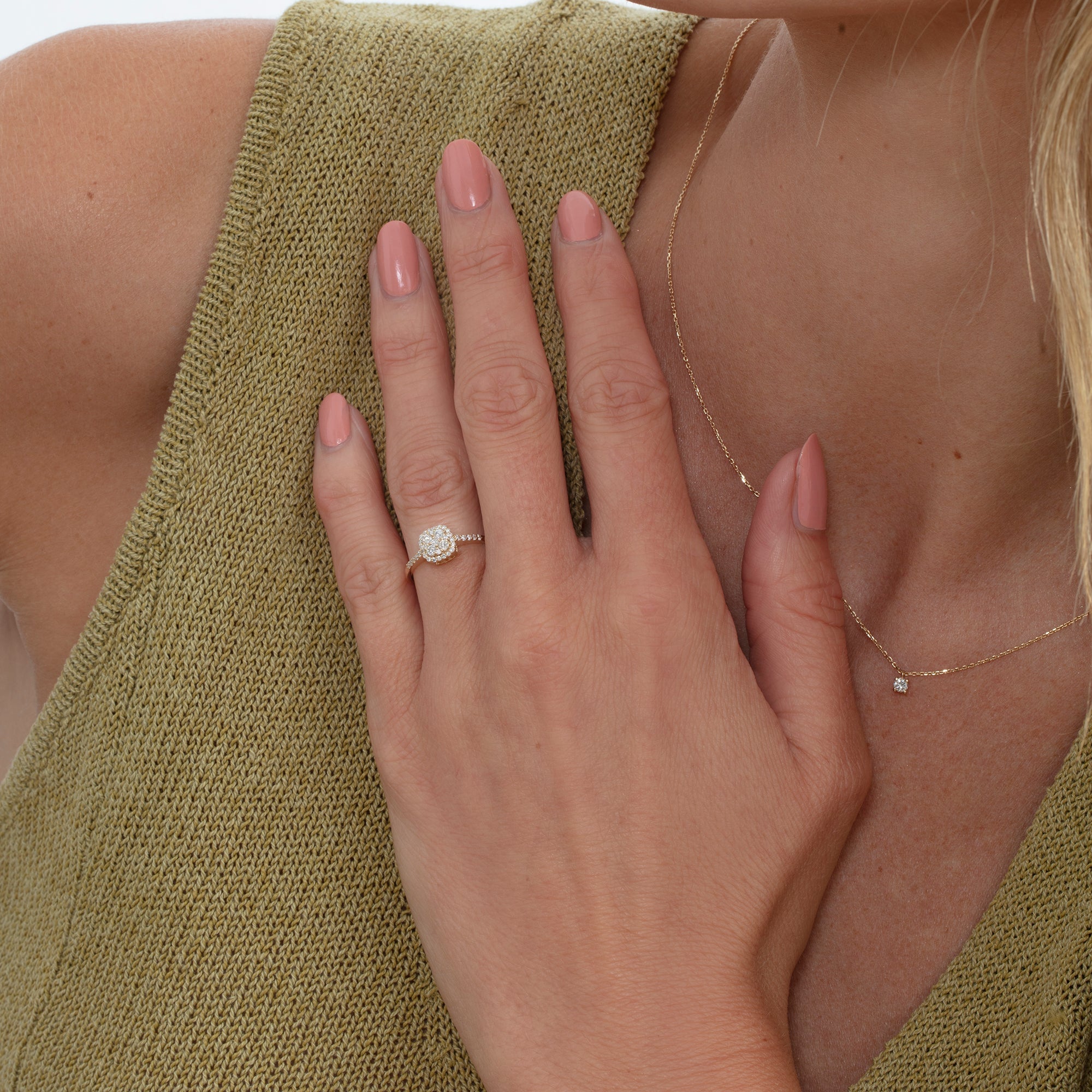 Iconic Round Cushion Diamond Ring