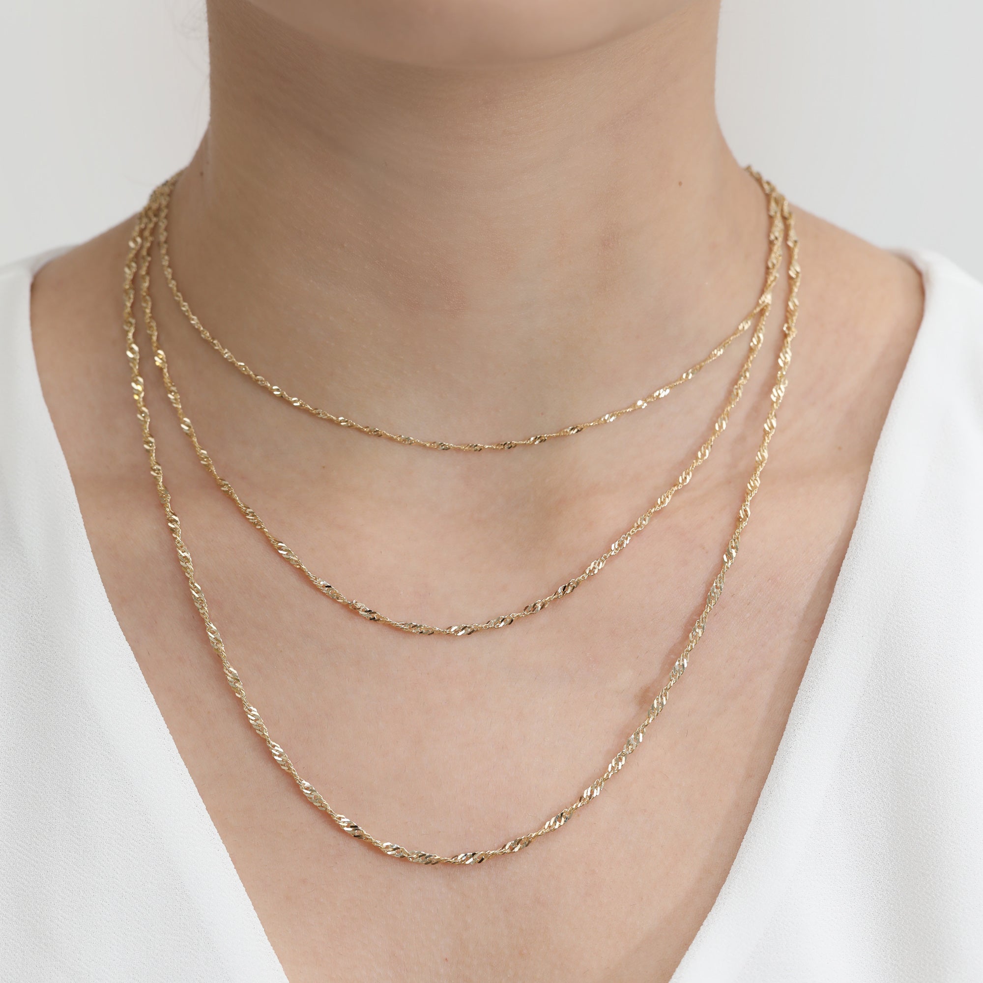 Twist Link Chain Necklace