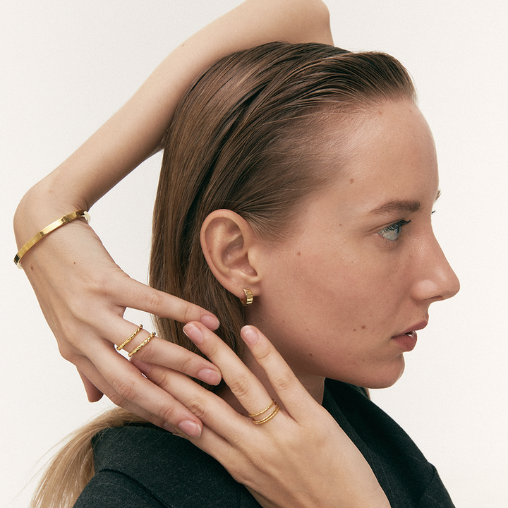 Ava Bracelet Unveiling Elegance - Jewel Edition