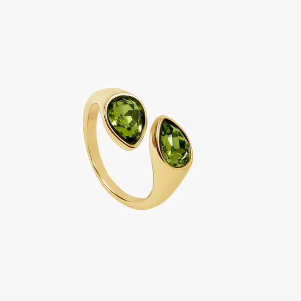 Arola's Radiance: A Ring of Timeless Beauty - Jewel Edition