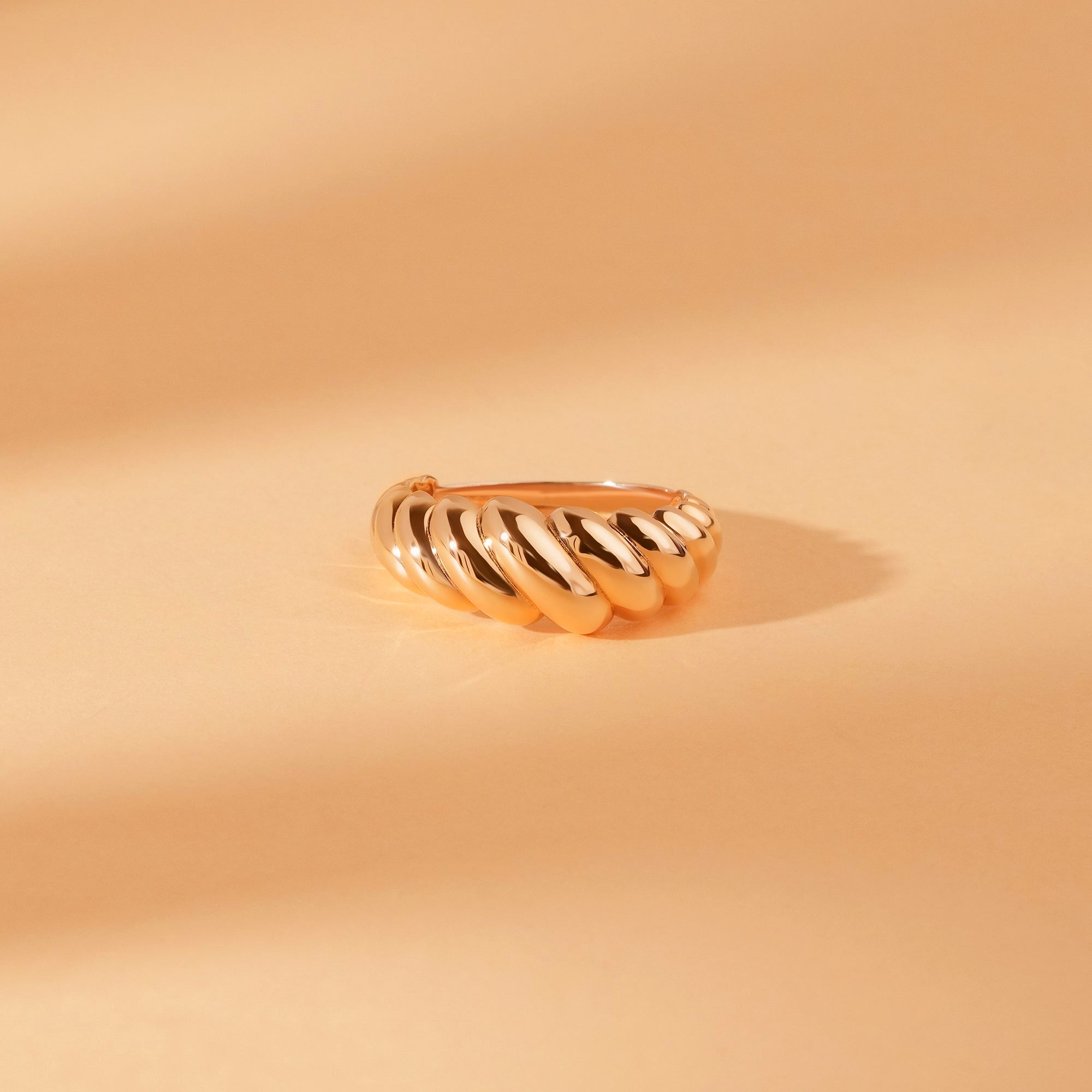 Curvy Luxe Ring