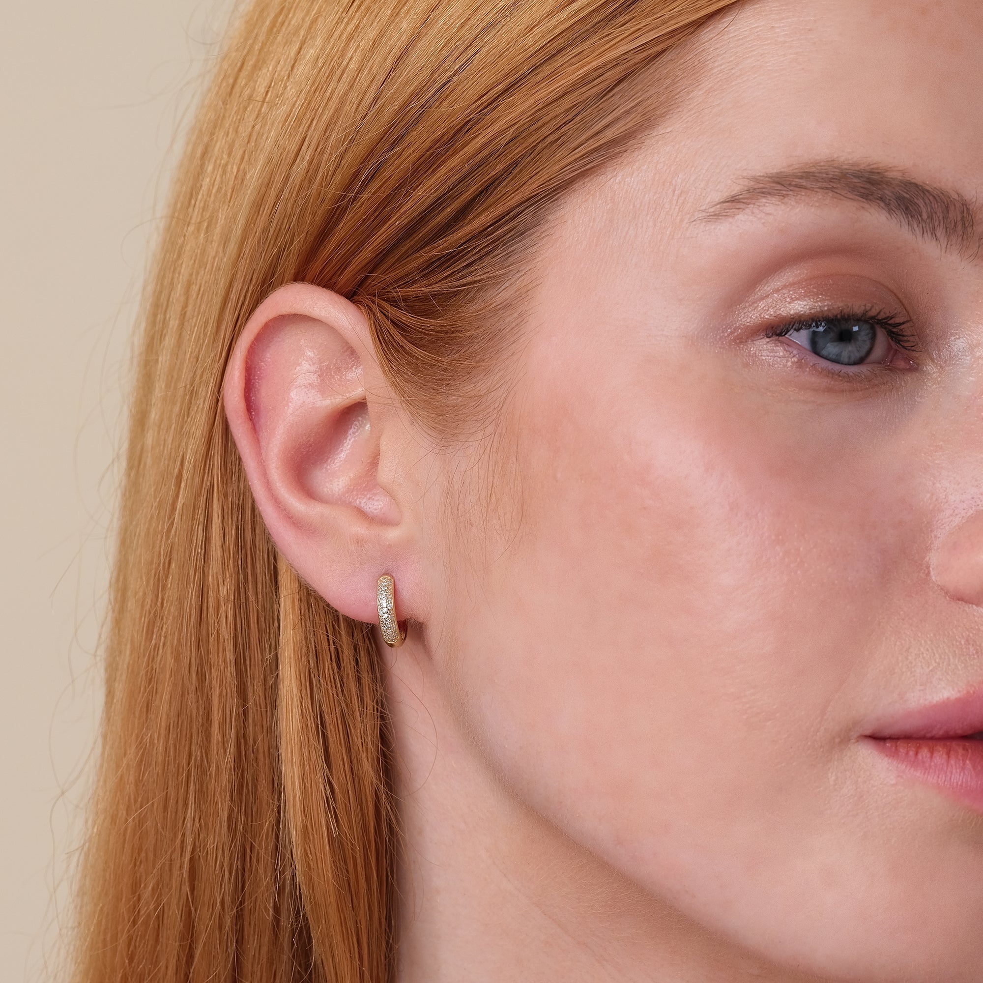 Smooth Dome Pave Hoops