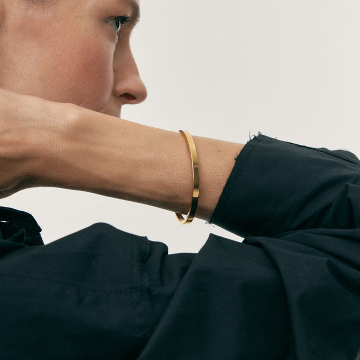 Ava Bracelet Unveiling Elegance - Jewel Edition