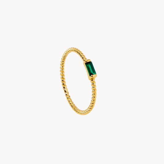 Minimalist Elegance: Sterling Silver 925 Ring with 18K Gold Plating and Green Zirconia - Jewel Edition