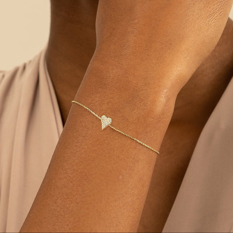 Fine Heart Pendant Bracelet