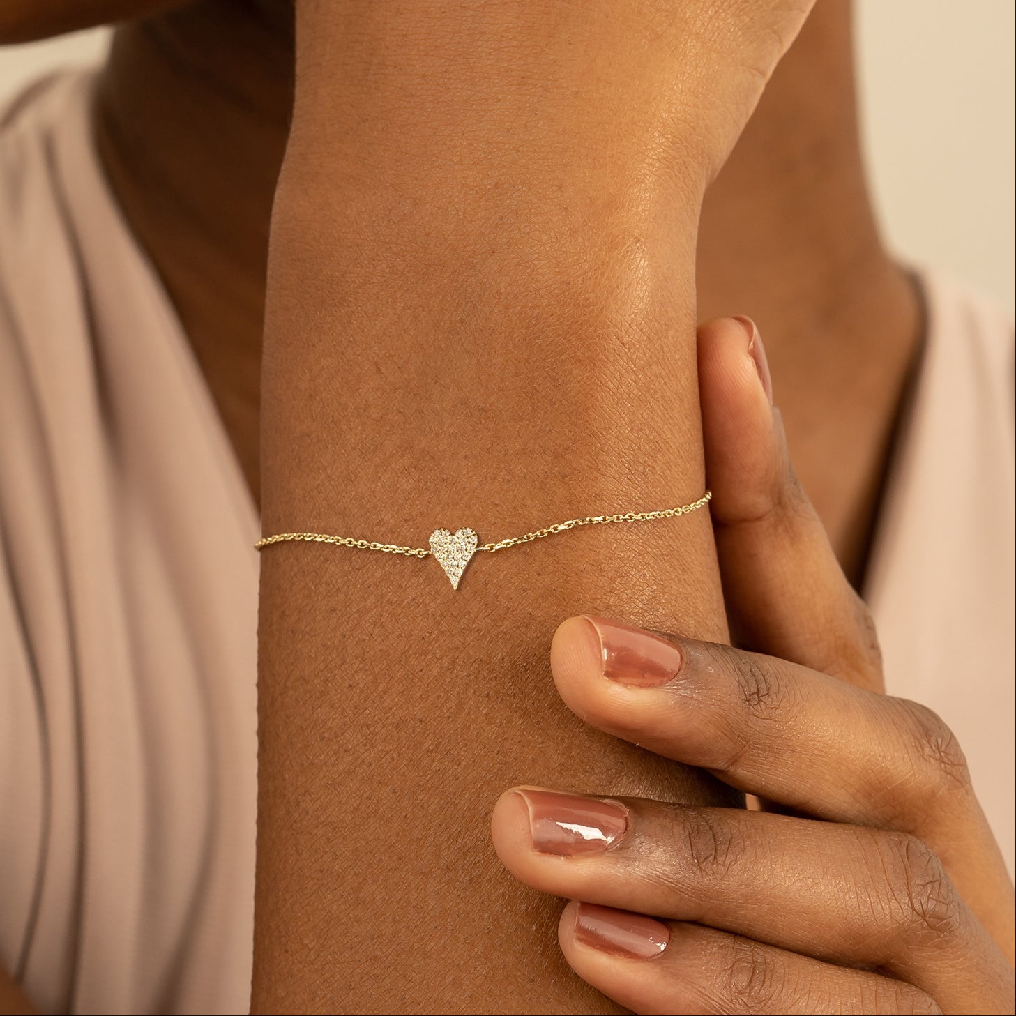 Fine Heart Pendant Bracelet