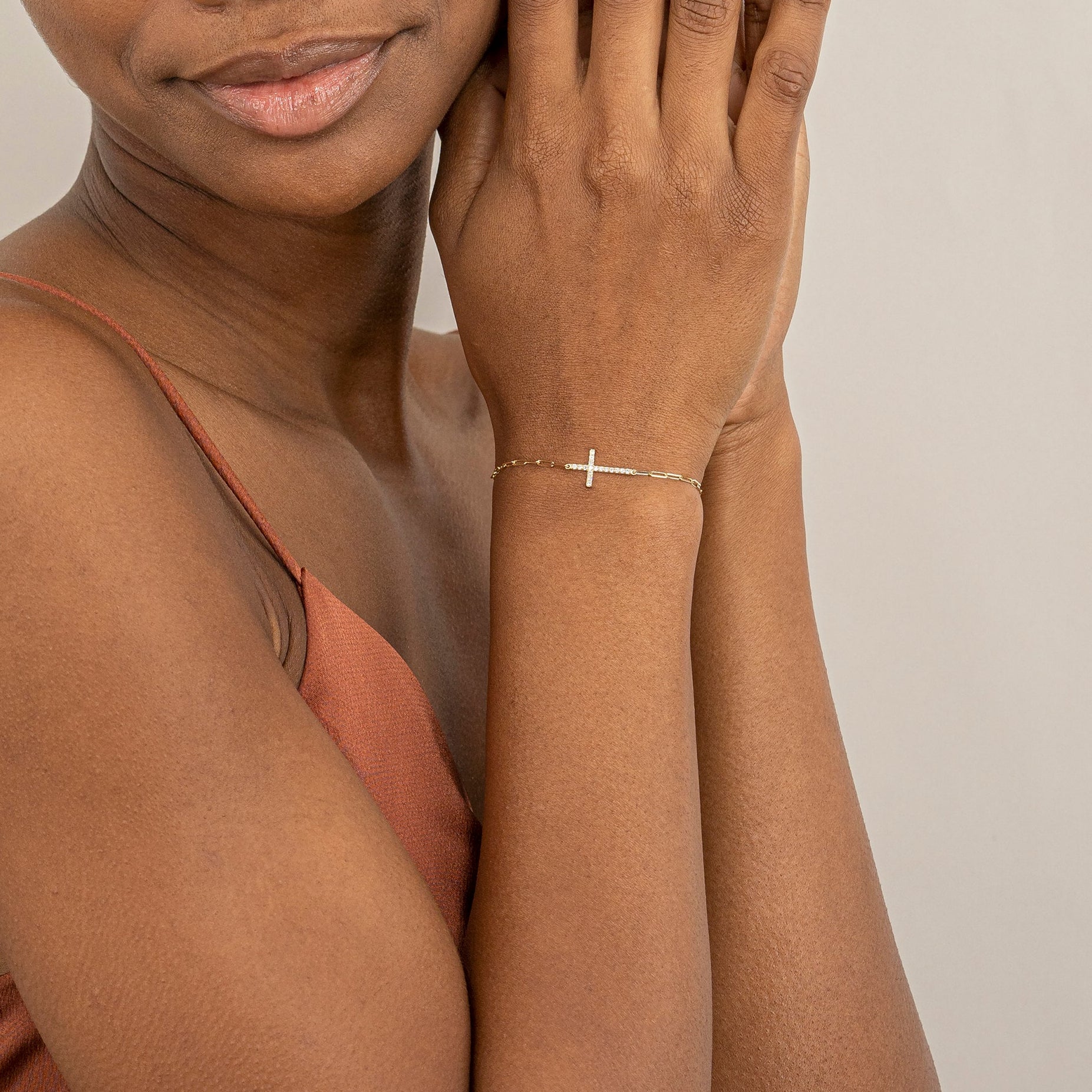 Twinkle Cross Paper Chain Bracelet
