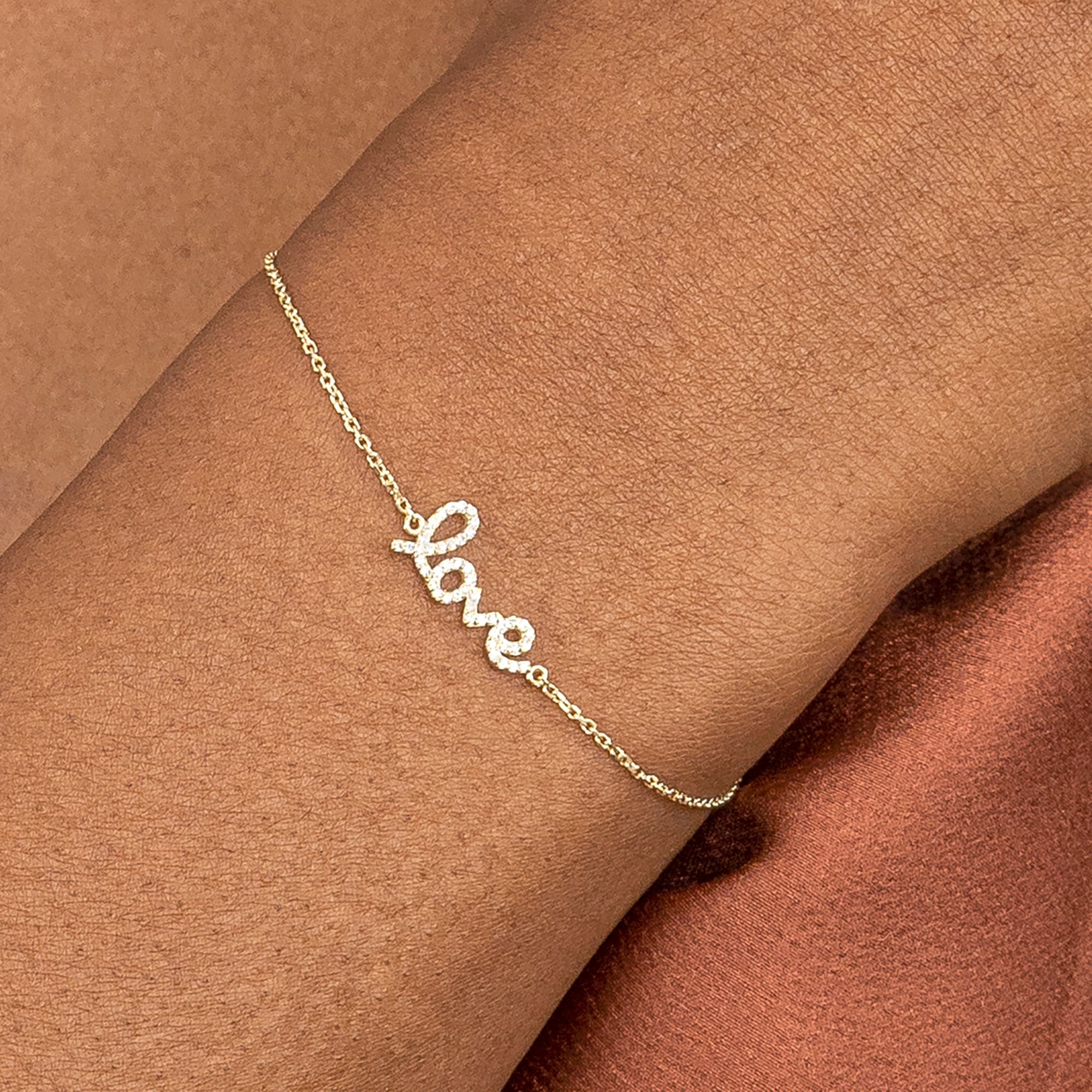 Heartfelt Diamond Link Bracelet