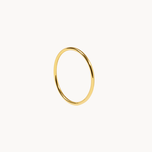 Minimal Gold Slim Ring - Jewel Edition