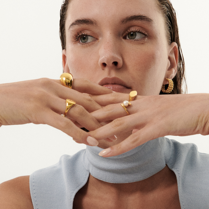 Radiant Beauty: The Aurora Ring - Jewel Edition