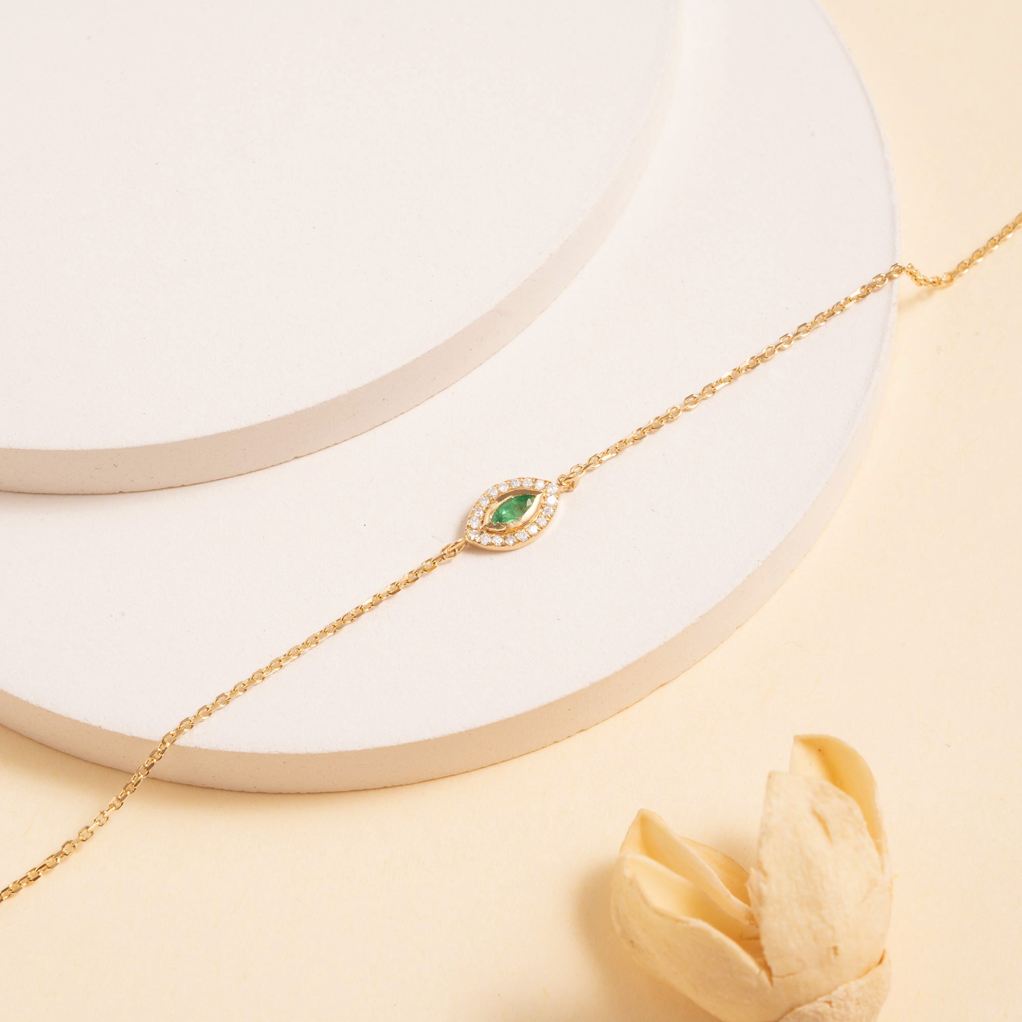 Lucky Gaze Bracelet