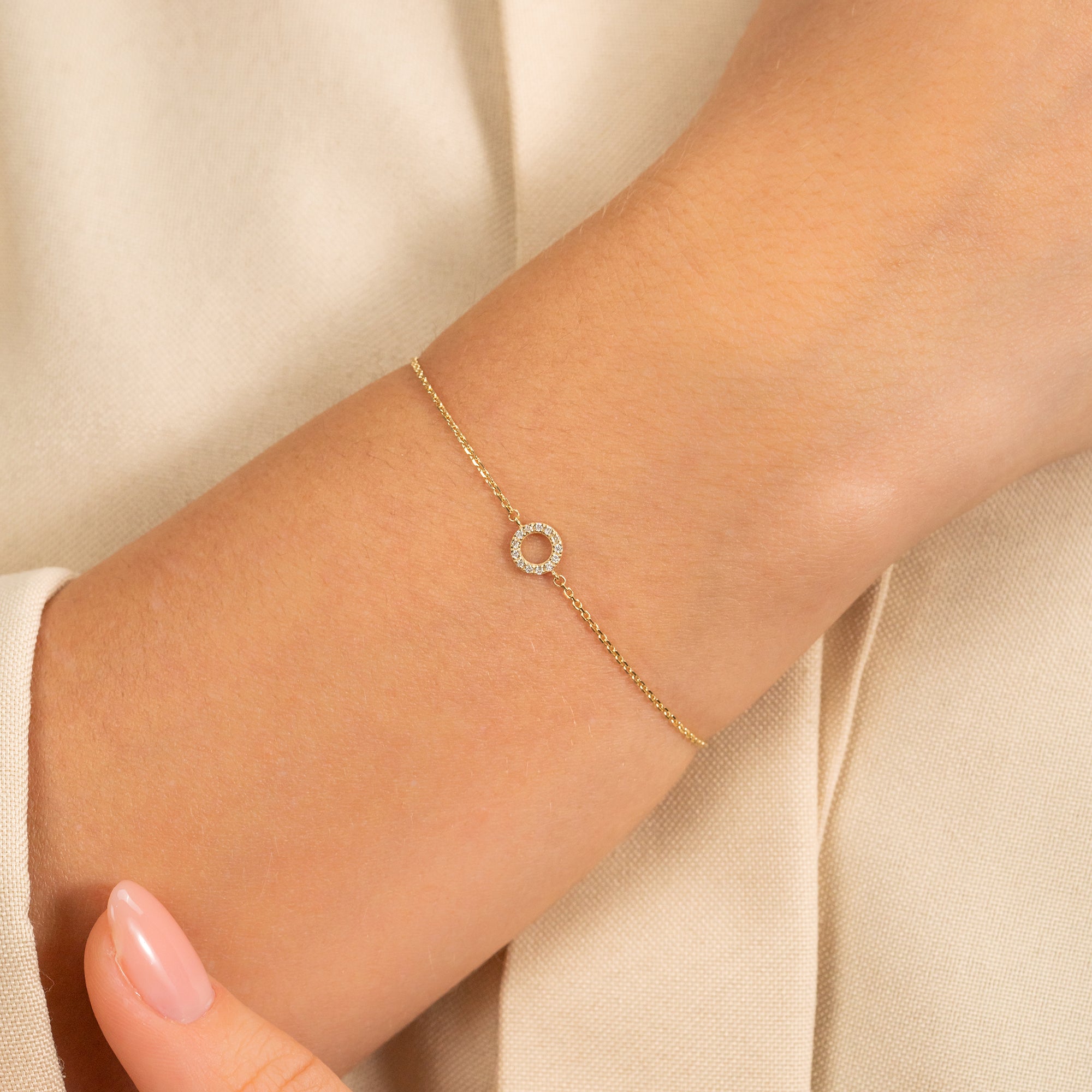 Infinity Spark Circle Bracelet