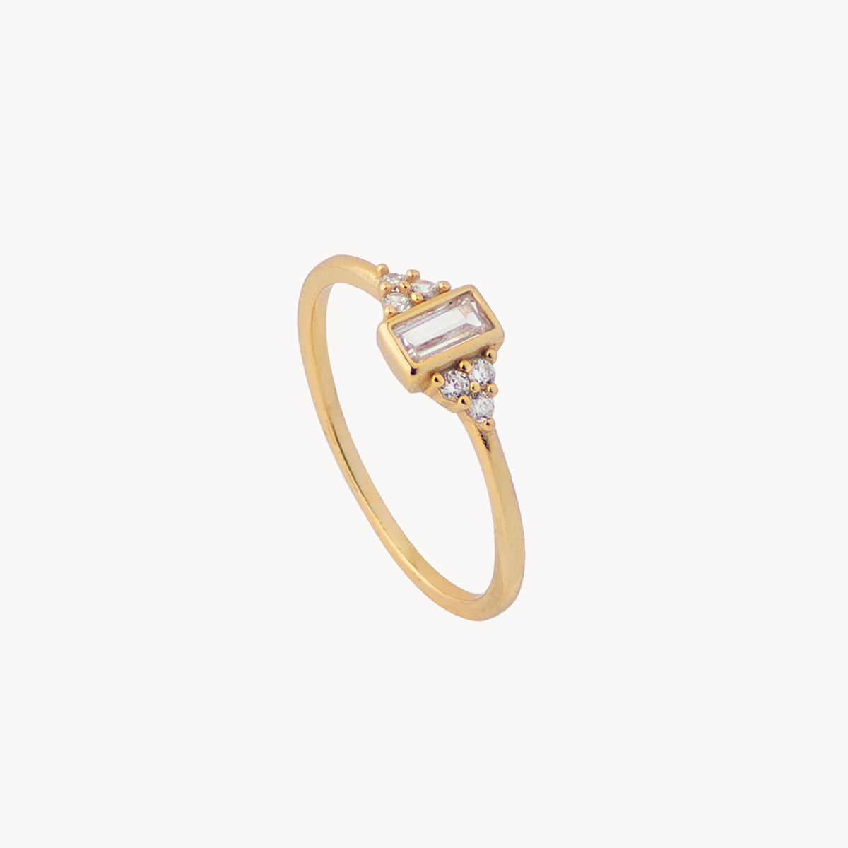 Queen: Vintage Style Ring with Baguette Zirconia - Jewel Edition