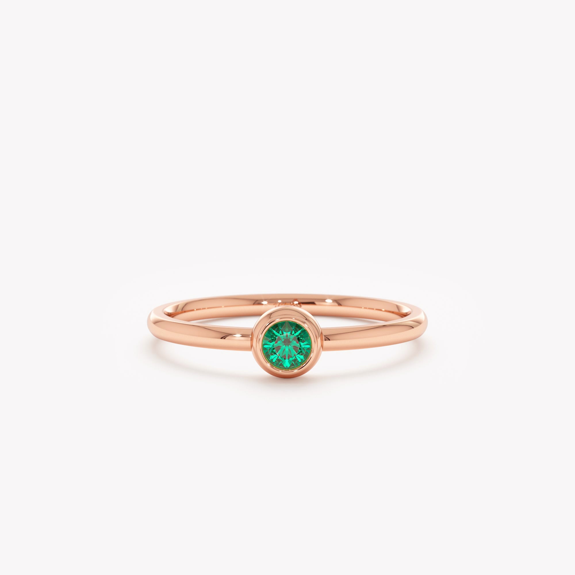 Graceful Emerald Ring