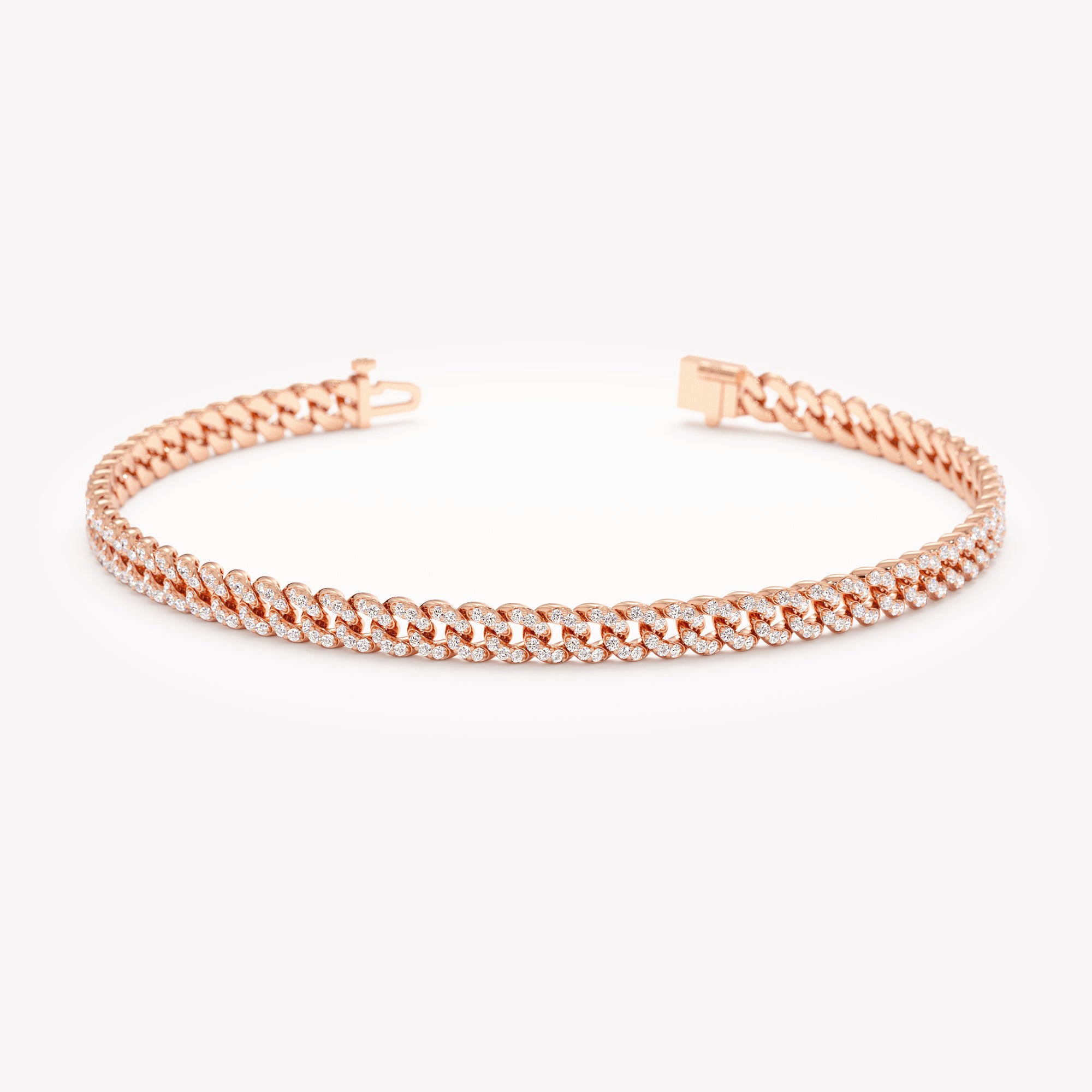 Lustrous Cuban Chain Bracelet