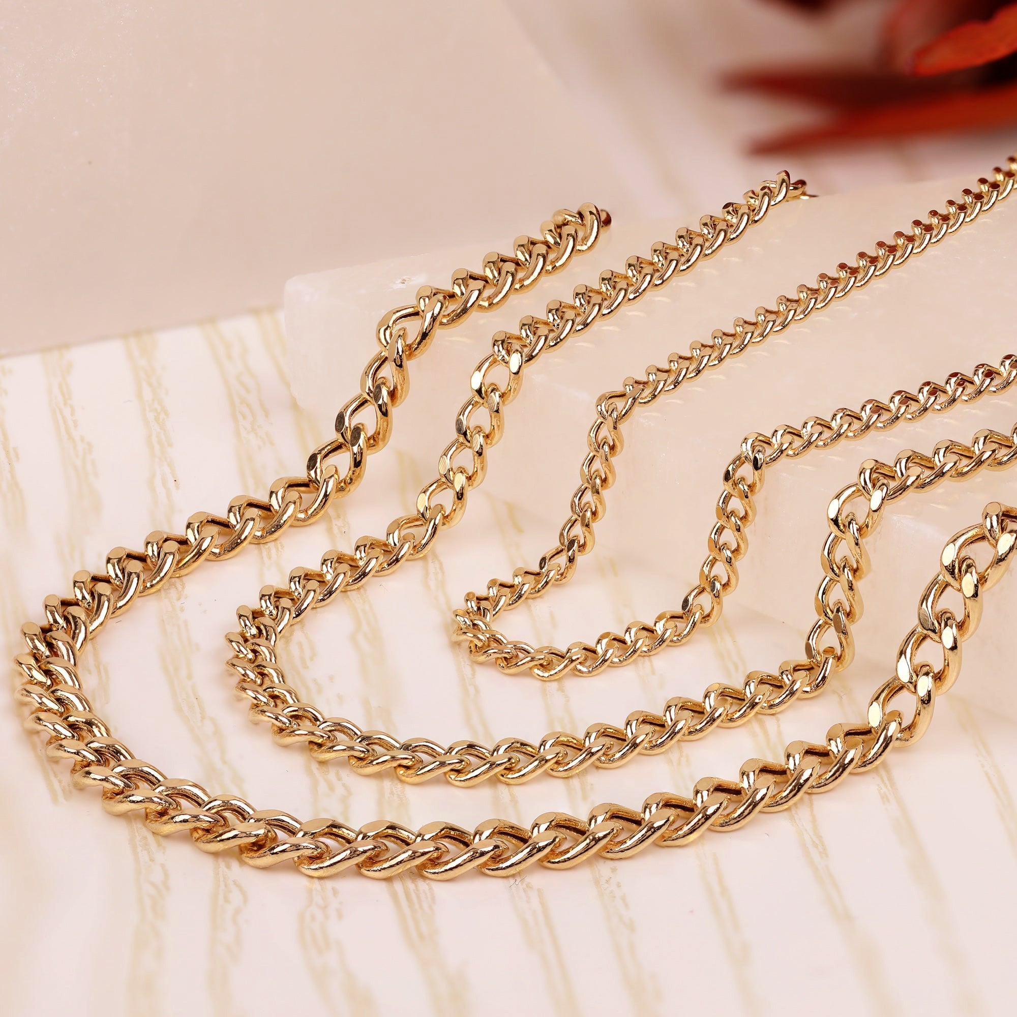 Valor Link Necklace