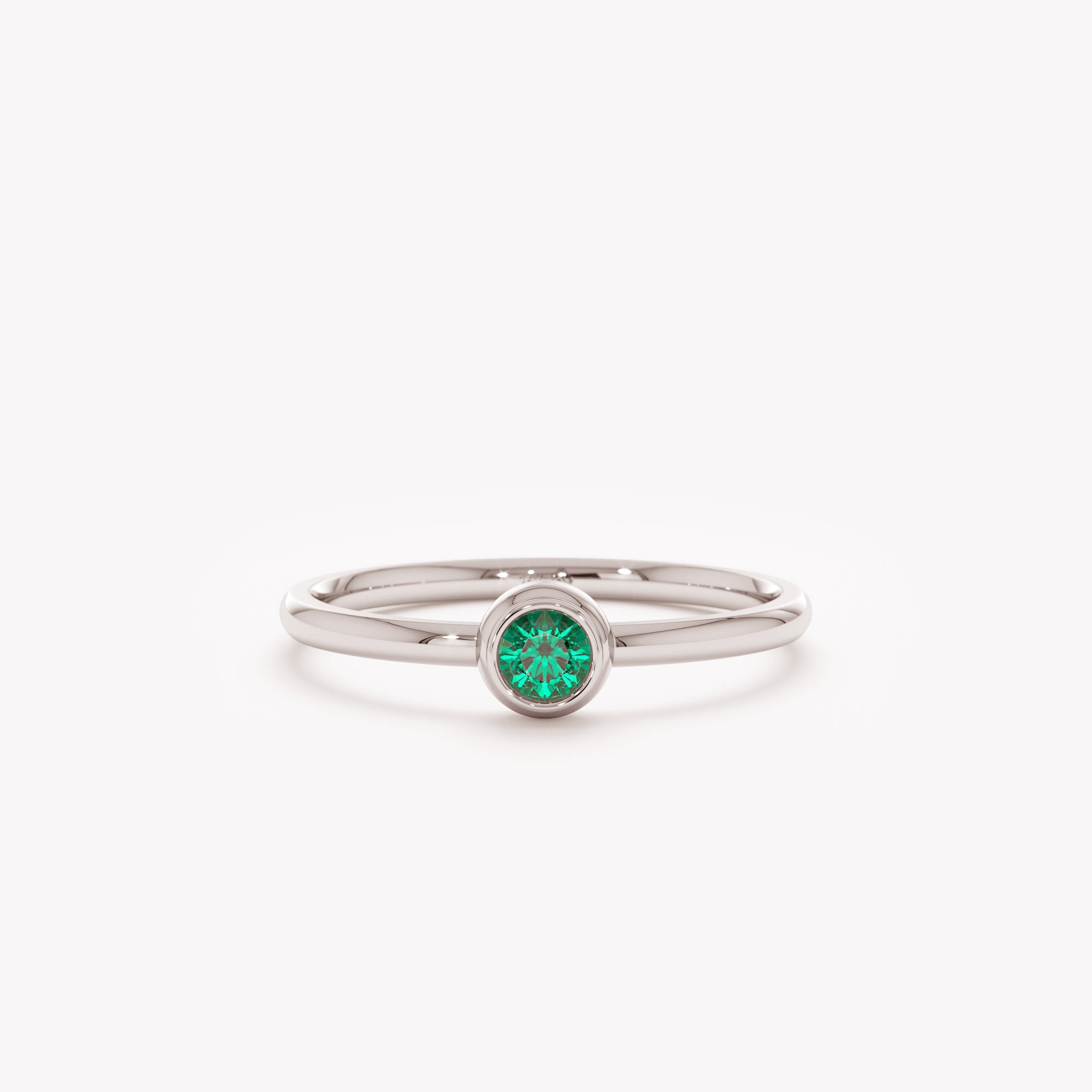 Graceful Emerald Ring
