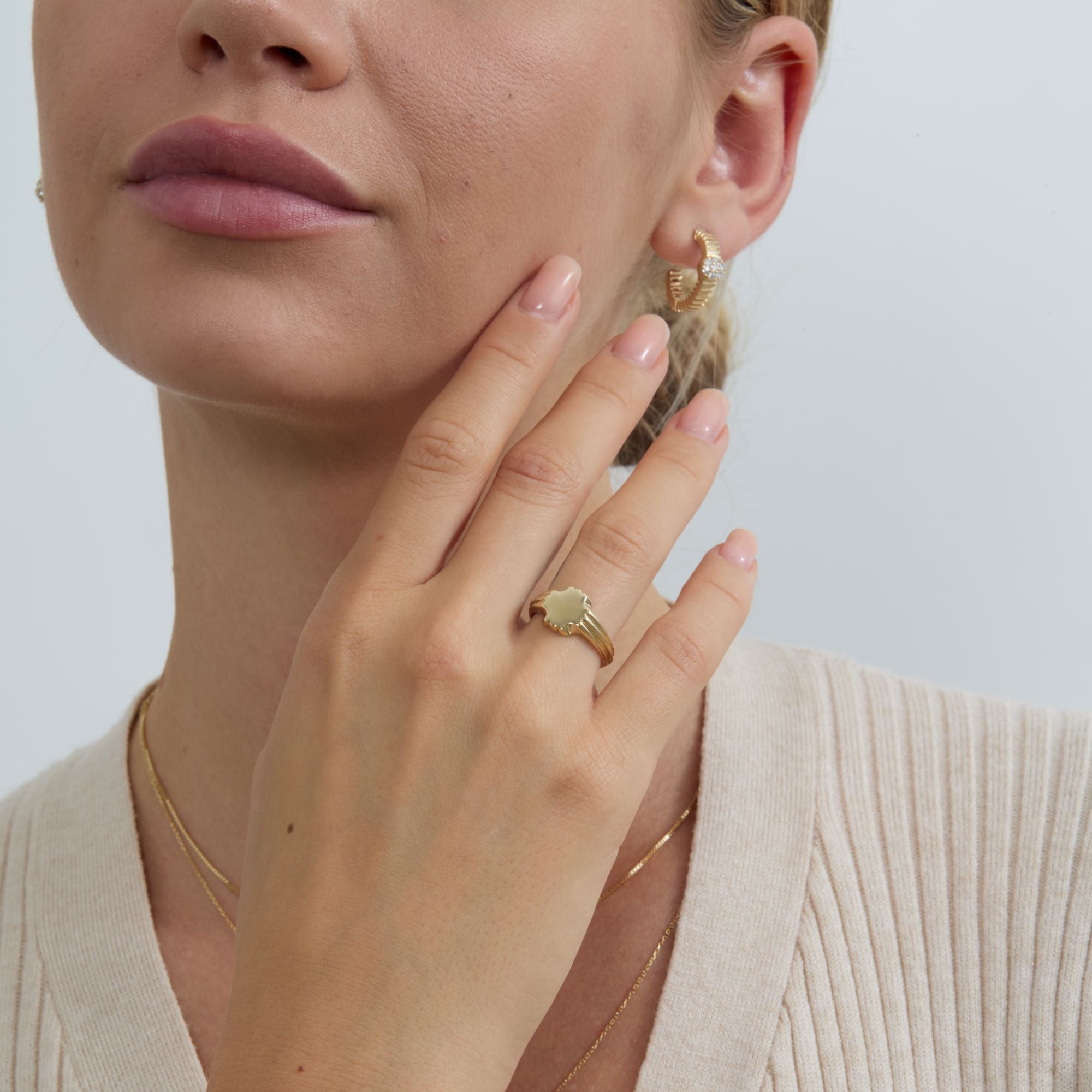 Clover Emblem Ring