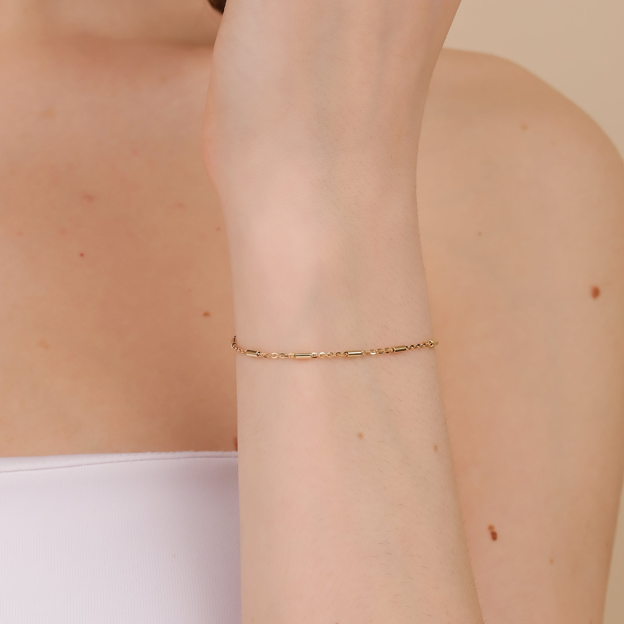 Polished Bar Thread Bracelet