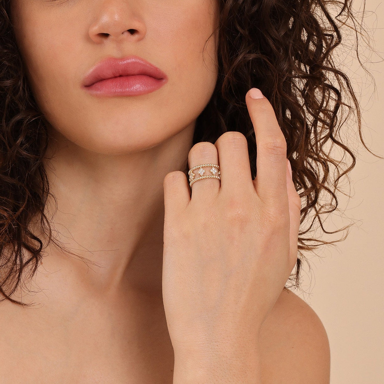 Double Band Clover Ring