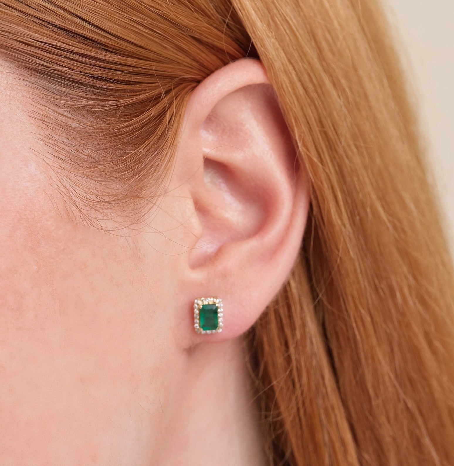 Emerald Gleam Border Earrings