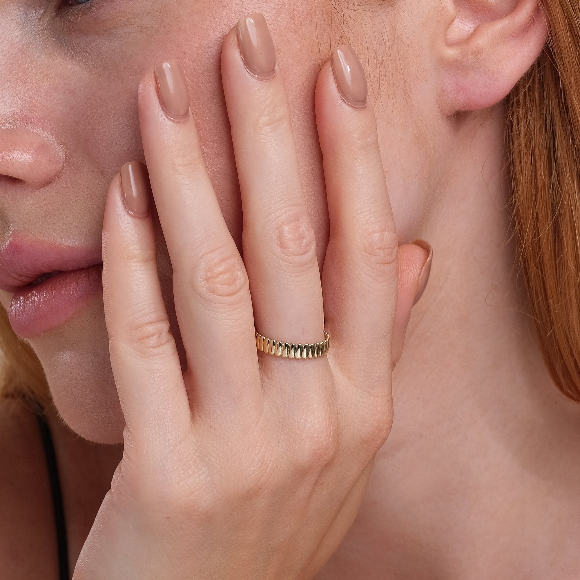 Elegant Fluted Band