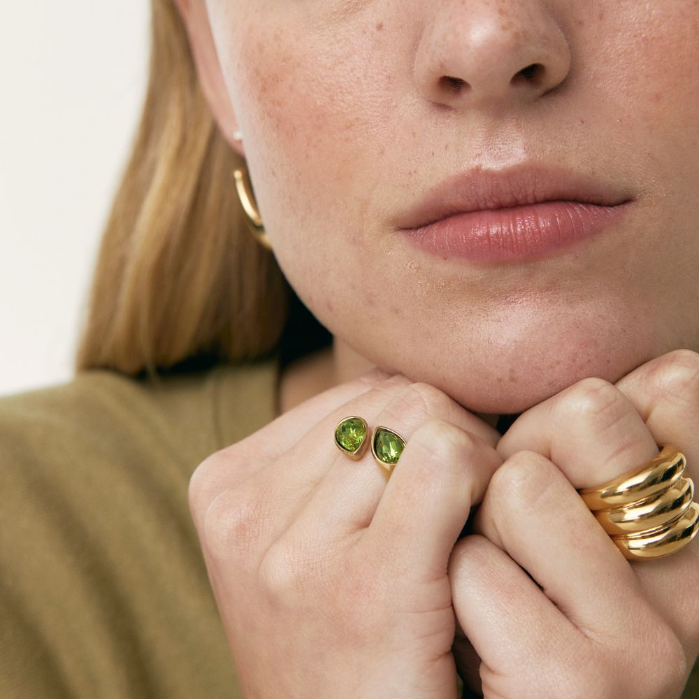 Eloise Ring: Statement-Making Elegance in Gold-Plated Steel - Jewel Edition